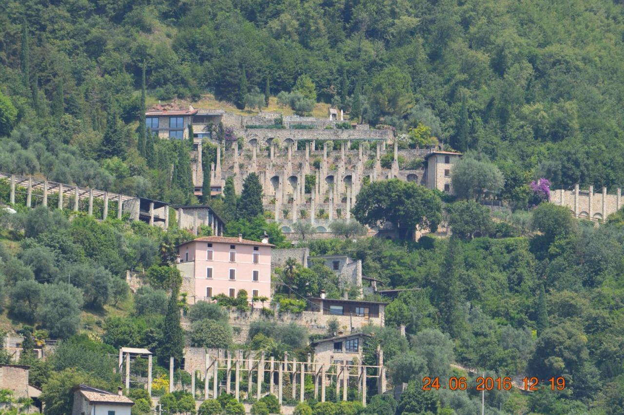 The Swan B&B Manerba del Garda Dış mekan fotoğraf