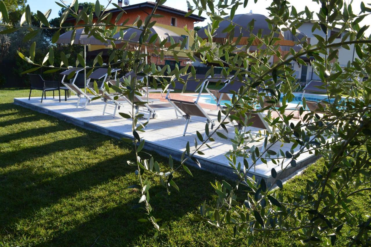 The Swan B&B Manerba del Garda Dış mekan fotoğraf