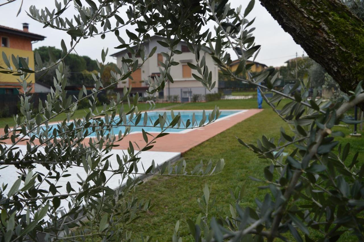 The Swan B&B Manerba del Garda Dış mekan fotoğraf